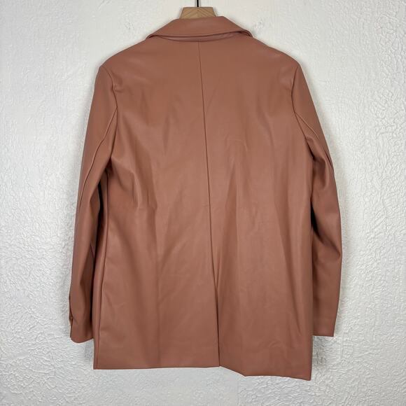 En Saison Faux Leather Oversized Double Breasted Blazer Jacket NWOT Size Medium - Picture 2 of 6